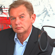 <b>Ulrich Hinsen</b>. “ - Ulrich-Hinsen-ManagementRadio-180x180